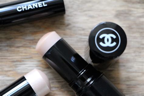 chanel baume essentiel transparent vs sculpting|baume essentiel chanel.